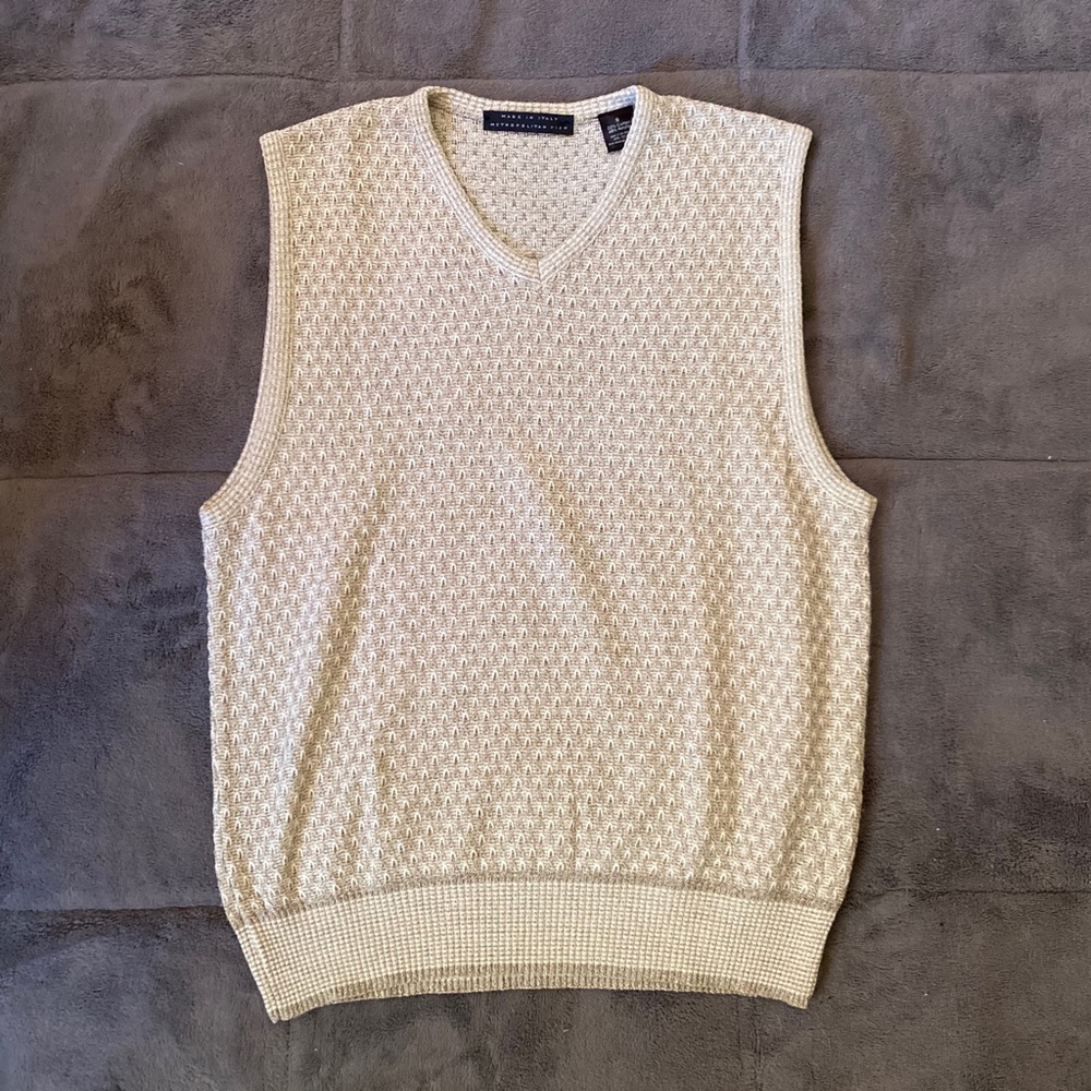 Metropolitan View Sweater Vest